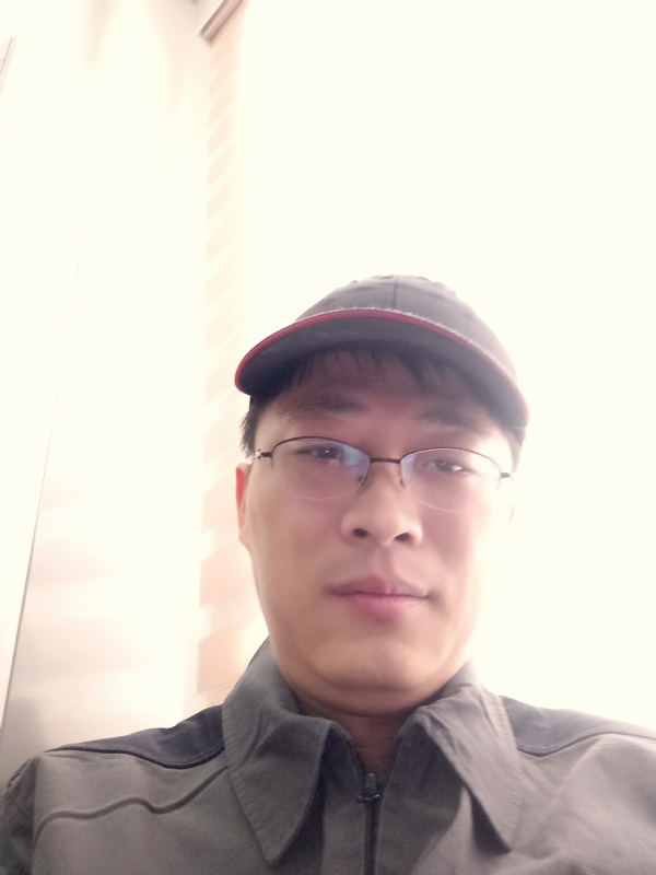 小马哥的第一张照片--哈密中老年相亲网